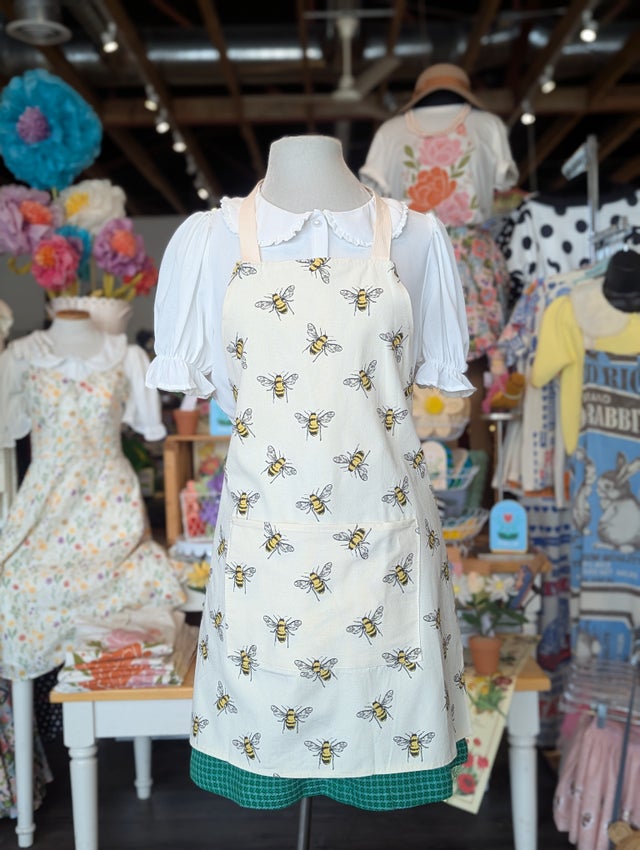 ACCESSORIES | Retro Betty